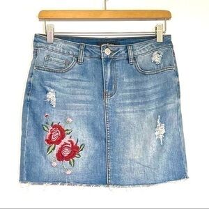 Refuge Distressed Embroidered Jean Skirt Mini Skirt Embroidery Roses Medium